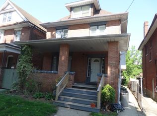 26 Spadina Ave #2, Hamilton, ON L8M 2W9