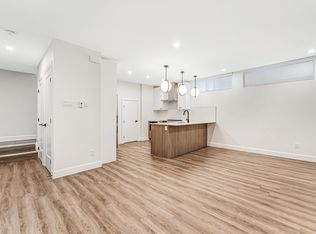 845 B Woodroffe Ave #B, Ottawa, ON K2A2G5