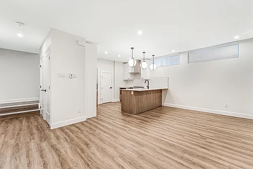 845 B Woodroffe Ave #B Photo 1
