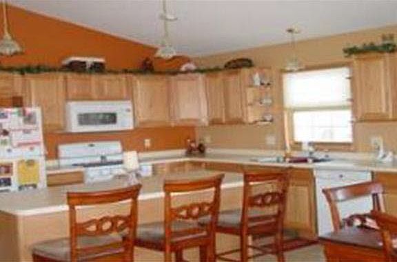 2nd image of 121 Waterford Court