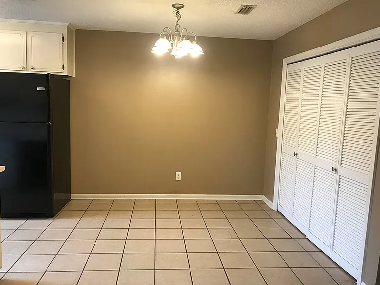 314B Ray Ave — Photo 4