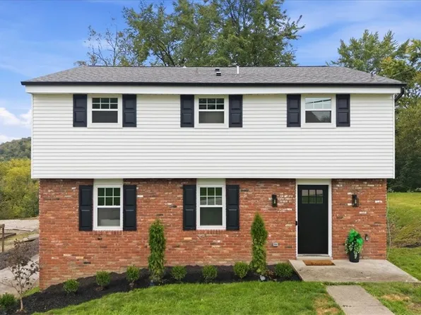 221 S Magnolia Dr, Glenshaw, PA 15116