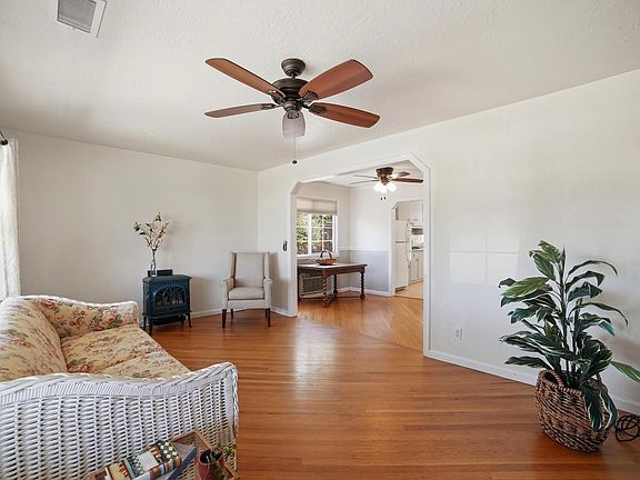 5th image of 1856 Terry Road