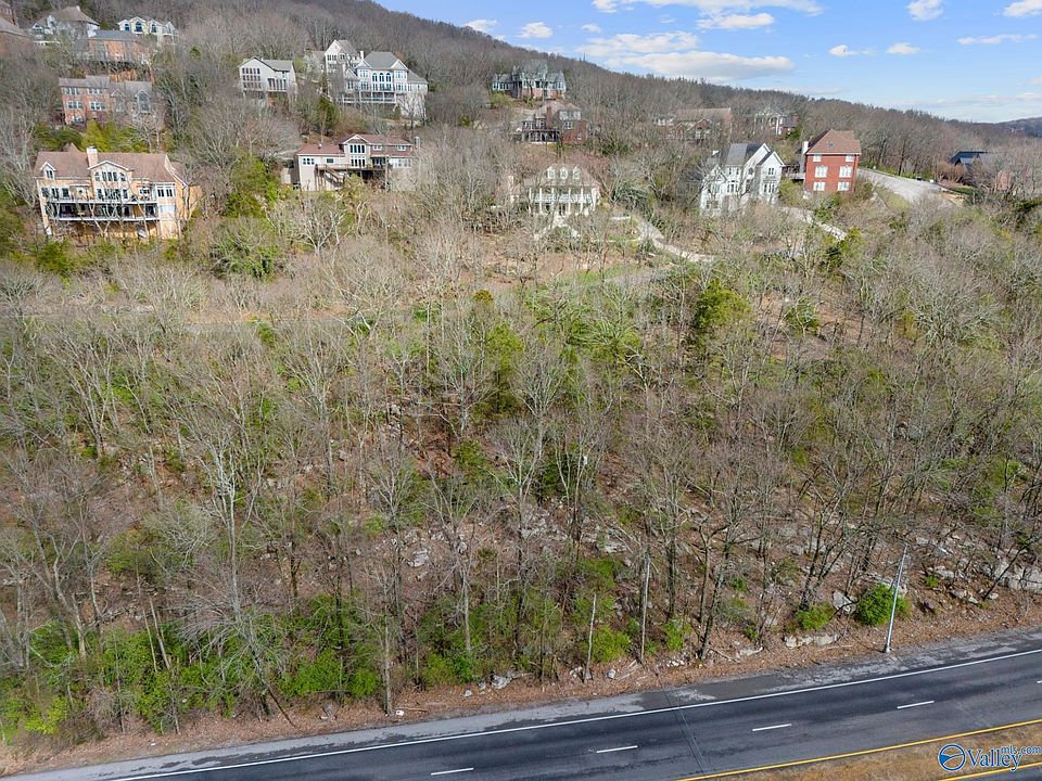 1st image of 2214 Governors Bend Rd SE