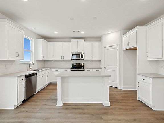 Ascent at Arbor Ridge - Wyatt Interior Image 2