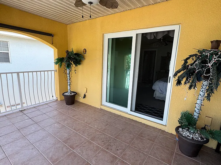 225 Lincoln Ave — Photo 17