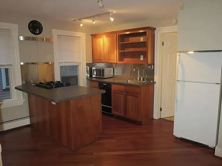 286 Averill Ave #3 — Photo 1