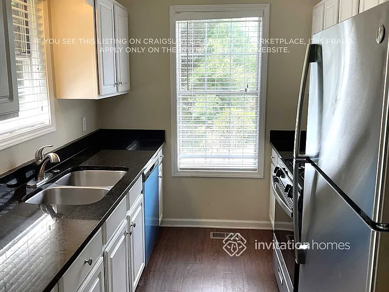 6367 Seymour Pl NW — Photo 5