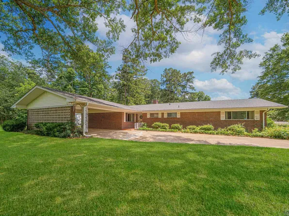 201 Bronco Ln, Linden, TX 75563