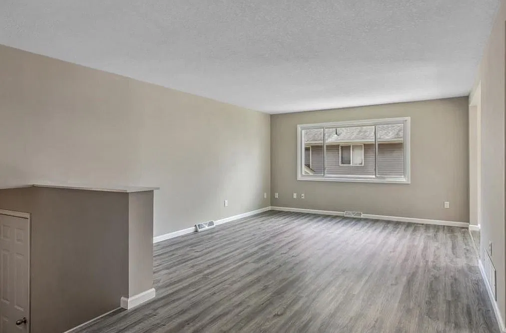 4 bed, 2.0 bath, 1508 sqft, $2,500 — Photo 2