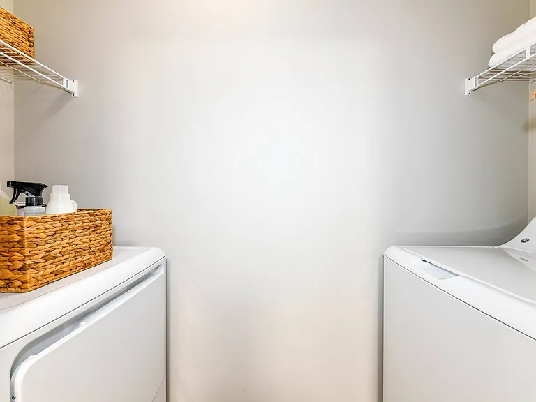 Avana Acworth — Photo 26