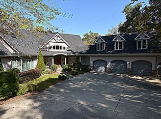 207 Horse Head Point Dr, Seneca, SC 29672