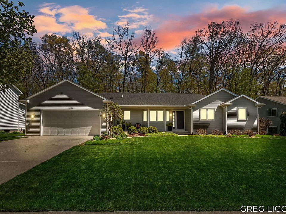 1st image of 6920 Rex Dr NE