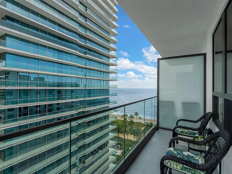 10185 Collins Ave #Penthouse 23 — Photo 18