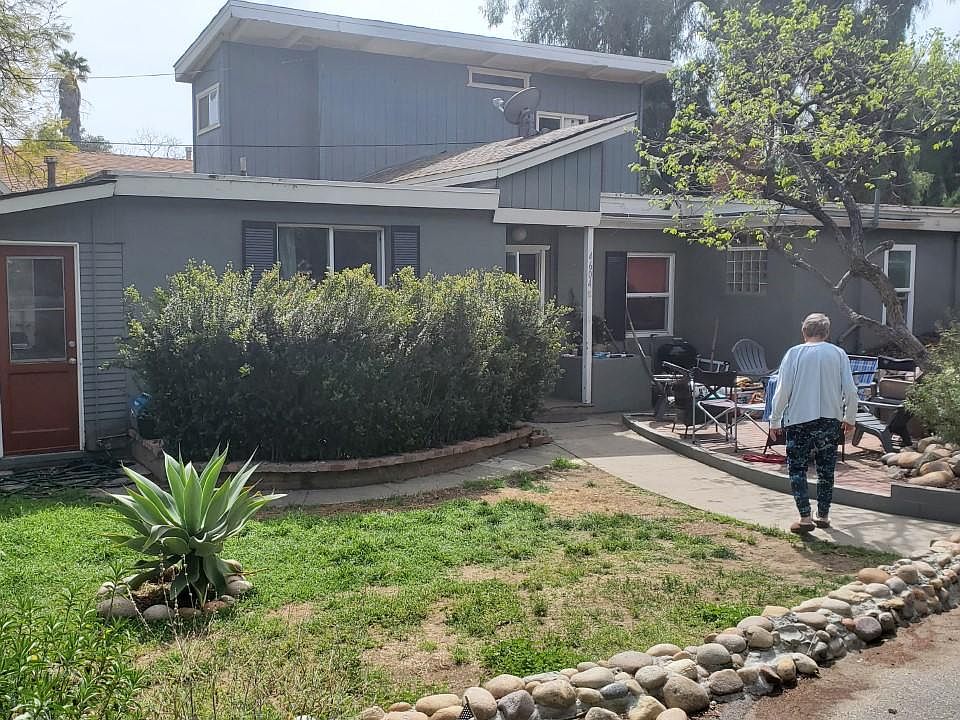 2nd image of 4604 1/2 Judson Way #1/2