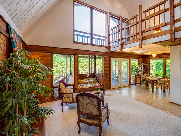 65-1195 Kapiolani Rd, Kamuela, HI 96743