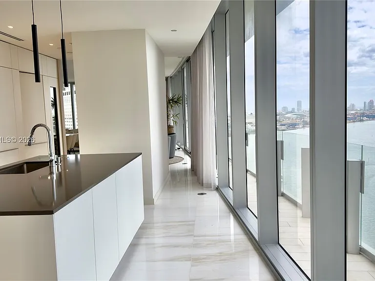 300 Biscayne Boulevard Way #2601E — Photo 20