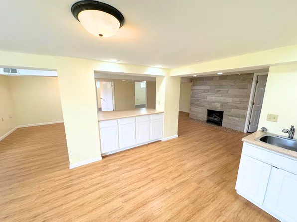 1606HE, 1606 W Healey St #790284eb9, Champaign, IL 61821