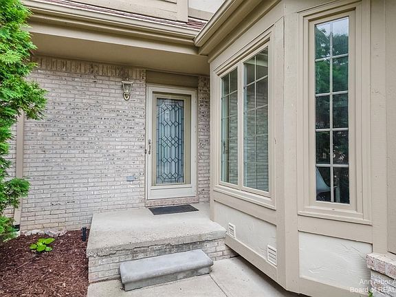 2nd image of 2712 Winter Garden Ct