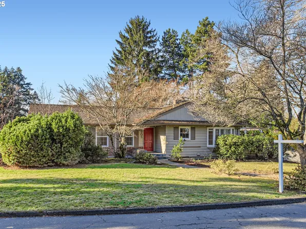 7705 SW Whitford Dr, Portland, OR 97223