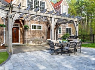 97 Fox Run Rd, Bolton, MA 01740