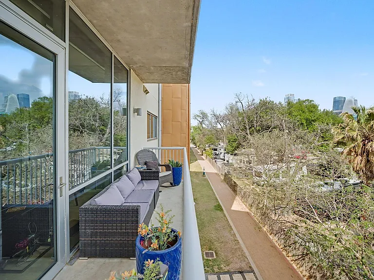 1600 Barton Springs Rd #4305 — Photo 20