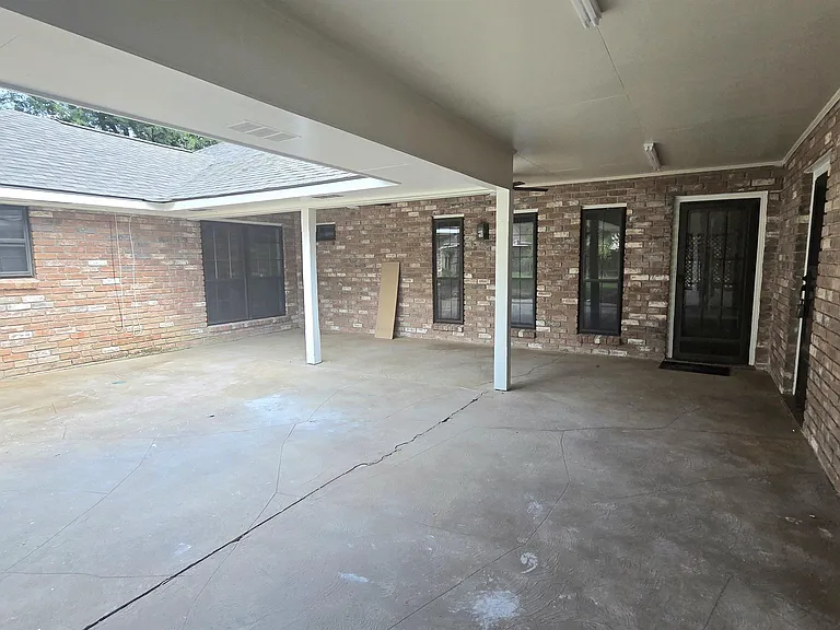 12119 Mallory Ave — Photo 25