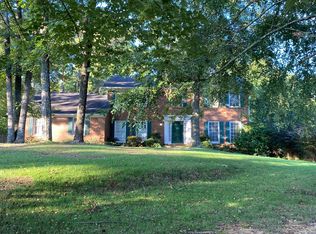 5297 Abbey Rdg, Stone Mountain, GA 30088