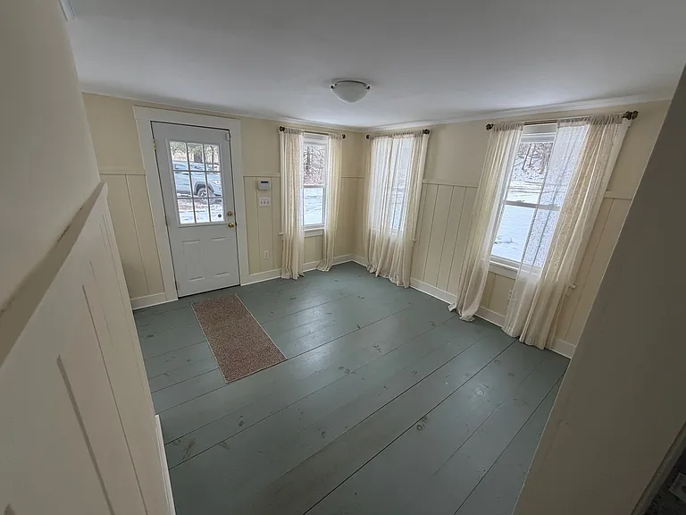 598 Gibbons Hwy — Photo 3