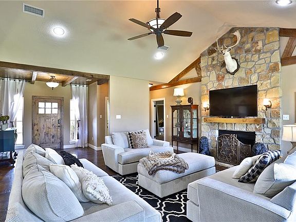 4th image of 118 Mountain Meadow Dr