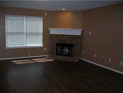 2nd image of 152 Jefferson Dr