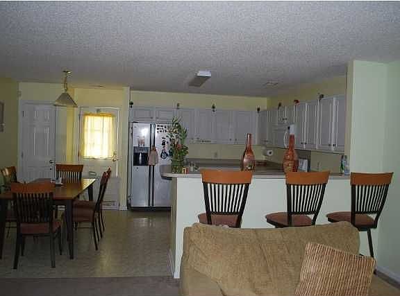 3rd image of 126 Larkspur Dr