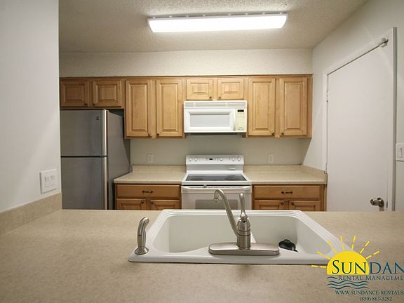 2nd image of 38 Wright Pkwy E