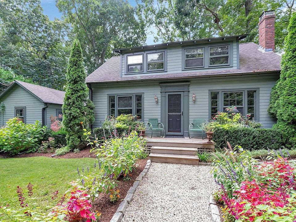 155 Huntington Boulevard, Peconic, NY 11958 Zillow