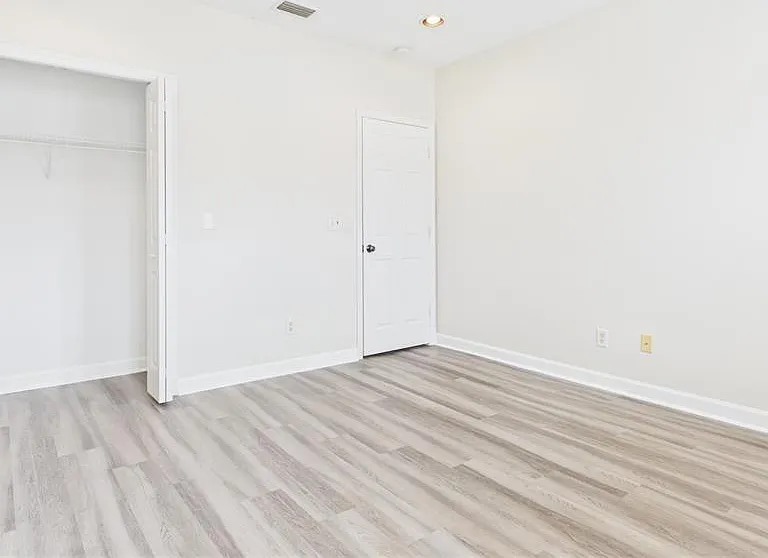 505 S Tampania Ave #7 — Photo 15