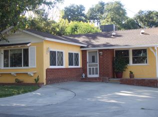 25039 Vermont Dr, Santa Clarita, CA 91321