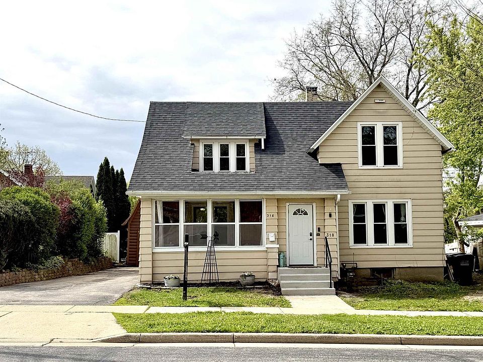 1st image of 318 N 3rd Street