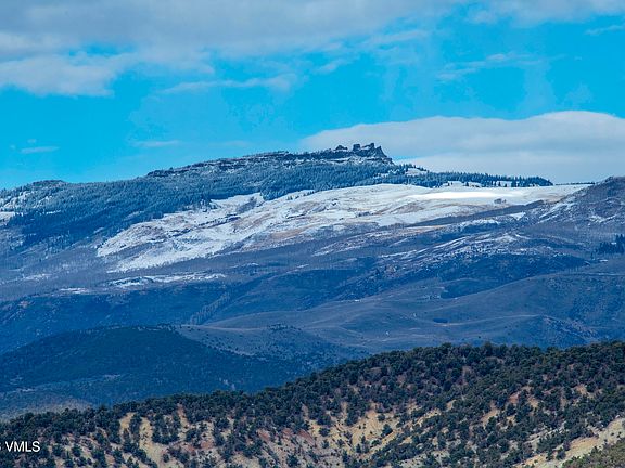 3rd image of 60 Prospect Peak Rd