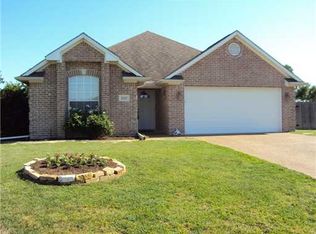 302 Gleeson Ct, College Station, TX 77845