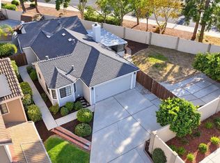 1953 Hamburg St, Oakley, CA 94561