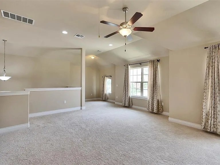 15012 Iveans Way — Photo 24