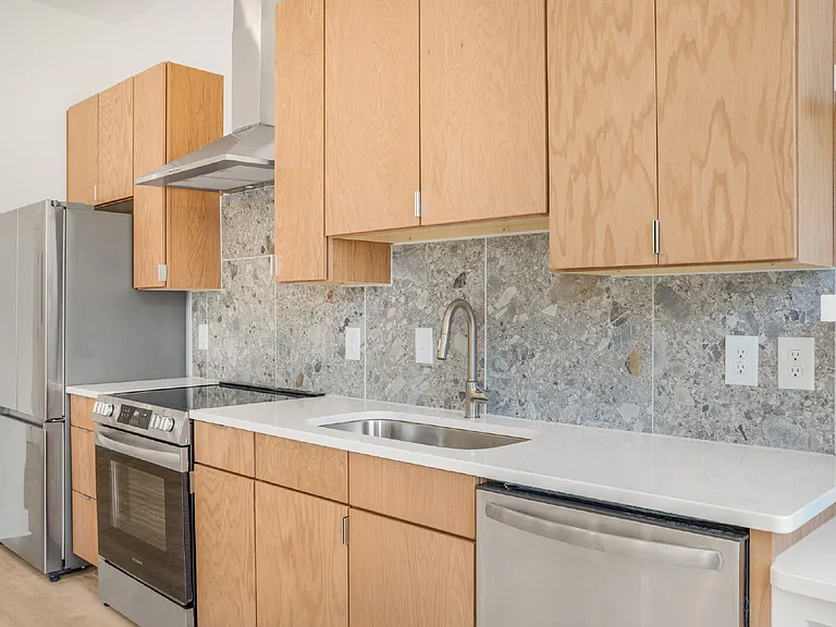 1310 Lischey Ave #204 — Photo 15