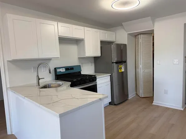 9007 Riverside Place image 5 of 18