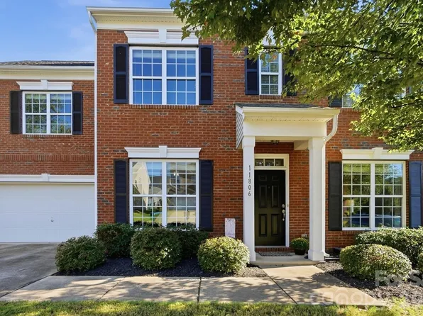 11806 Carolina Blossom Ln, Pineville, NC 28134