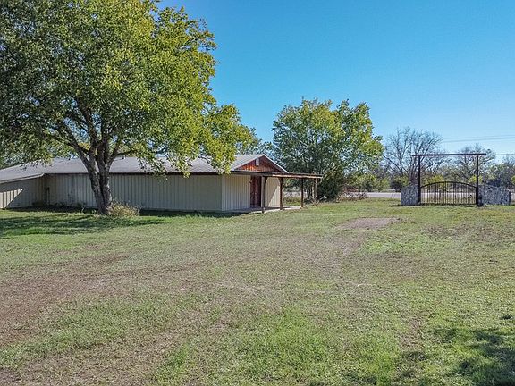 6268 Highway 27, Center Point, TX 78010 | MLS #115309 | Zillow