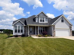6479 Bay Meadow Ct, Austintown, OH 44515