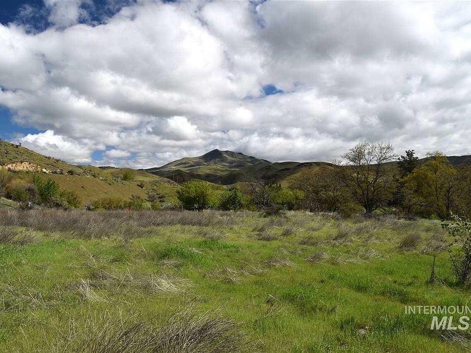 1st image of 52 Tbd Hwy