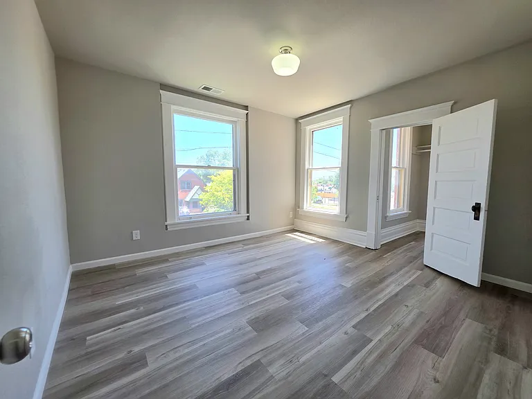 200 Colorado Ave #1/2 — Photo 6