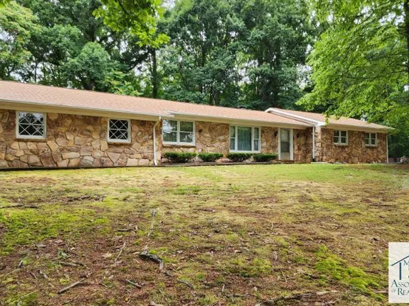 55 Impala Dr, Bassett, VA 24055