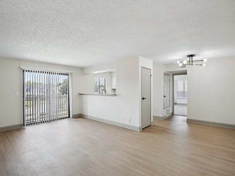 Rosehill Pointe — Photo 54